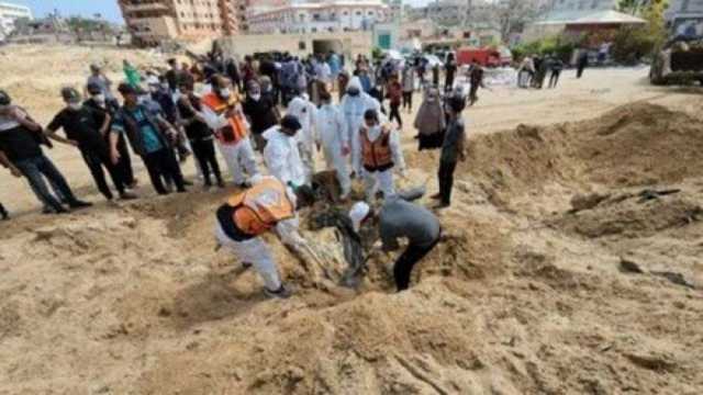 نقل 21 شهيدا إلى مجمع ناصر الطبي.. سقطوا خلال العدوان الإسرائيلي على غزة