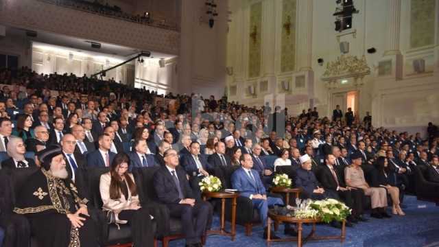 الرئيس السيسي: القلة والعوز مش مشكلة.. والأزمة أن نقبلهما ولا نقاتل لإنهائهما