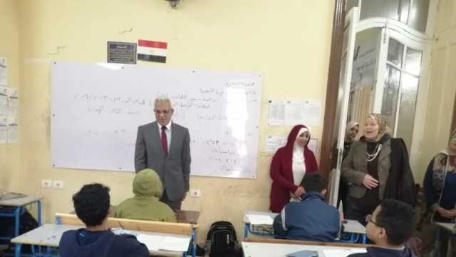 وكيل «تعليم القاهرة» يوجه الإدارات بمراعاة الدقة في تقدير درجات الطلاب