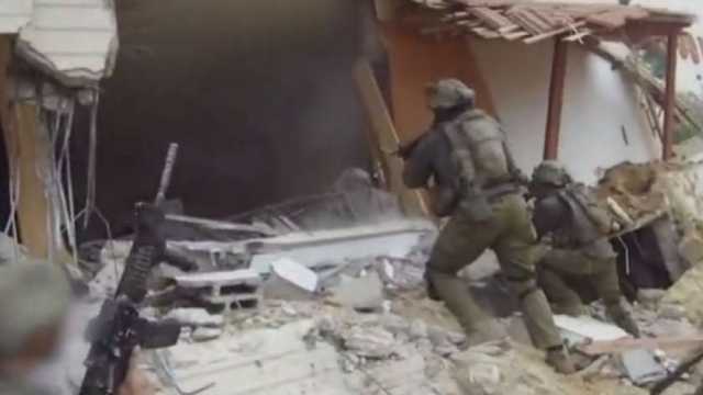 قوات الاحتلال الإسرائيلي تقصف عددا من المنازل في رفح وخان يونس