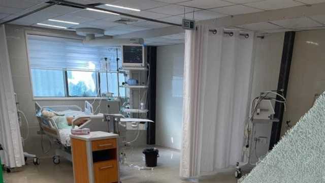 حقيقة إصابة مريض داخل العناية المركزة بمستشفى القدس.. «القصف يهدم السقف»