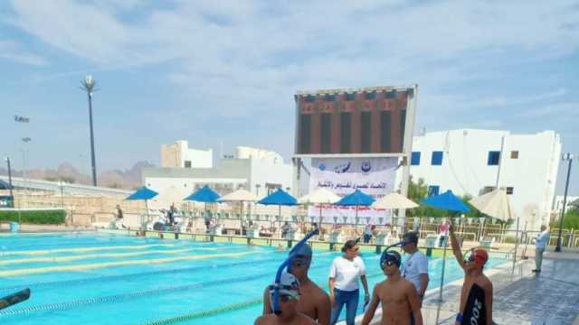 انطلاق المرحلة الثالثة من بطولة الجمهورية للسباحة بالزعانف بشرم الشيخ
