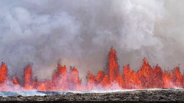 انفجارات بركانية وحمم متطايرة.. أيسلندا تشهد 400 هزة أرضية