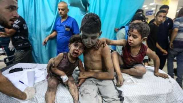 «القاهرة الإخبارية»: أهالي غزة لا يستطيعون التواصل مع المستشفيات والإسعاف