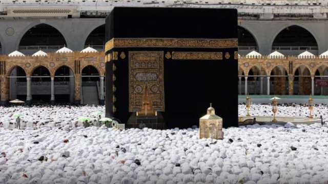 جدول أئمة الحرم المكي رمضان 1445.. تفاصيل كل التسليمات في صلاة التراويح