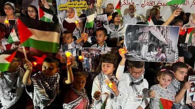 مسيرة تضامنية لأطفال طولكرم بالضفة الغربية لمساندة أقرانهم في قطاع غزة