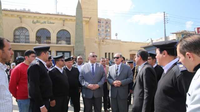 محافظ كفرالشيخ ومدير الأمن يقودان حملة مكبرة لإزالة الإشغالات بالشوارع