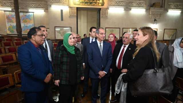 وزيرا الاتصالات والتضامن يبحثان رقمنة الجمعية الجغرافية المصرية
