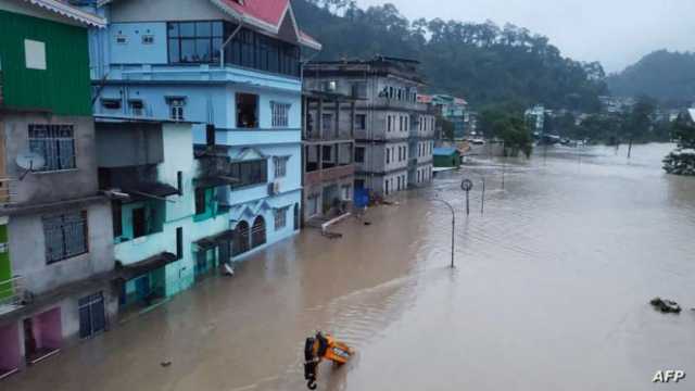 فيضانات الهند.. 14 قتيلا وأكثر من 100 مفقودين (فيديو)