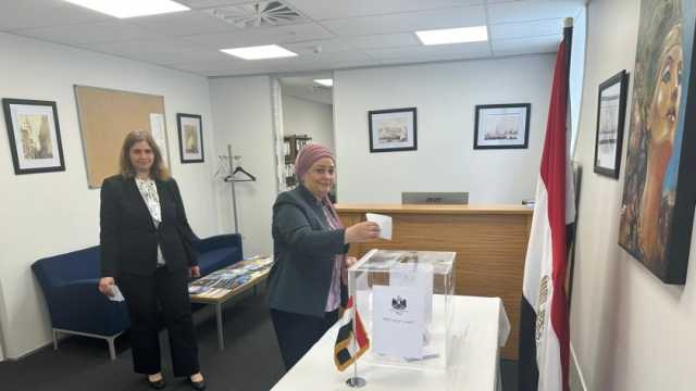 الصور الأولى لتوافد المصريين بالخارج للجان الانتخابات الرئاسية في نيوزيلندا
