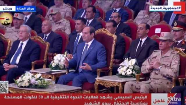 الرئيس السيسي يؤمّن على دعاء مصطفى حسني لمصر وشعبها بالخير والرخاء (صور)