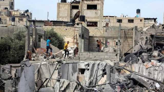 سفير فلسطين بالاتحاد الأوروبي: الاحتلال يريد قصف المساعدات الإغاثية المتجهة إلى غزة
