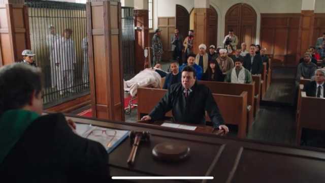 تفاصيل محاكمة «الزعيم» في الحلقة 11 من مسلسل الكبير أوي 8.. ماذا قال حزلقوم للقاضي؟