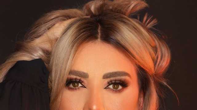 الفنانة شكران مرتجى تبحث عن ابن عمها بعد استشهاد عدد من عائلته في غزة