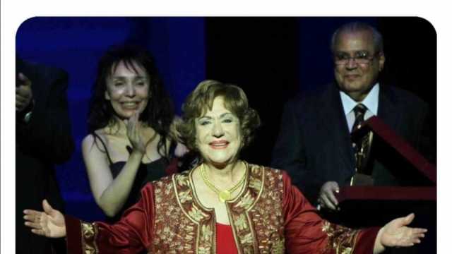من أطلق لقب «سيدة المسرح العربي» على سميحة أيوب؟