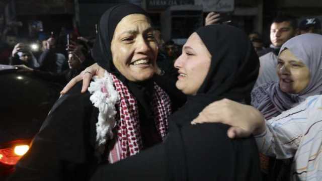 أسرة الأسيرة لميس بعد الإفراج عنها: الاحتلال الإسرائيلي لم يعطِ للفرحة طعما