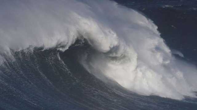 «الأرصاد»: اضطراب الملاحة البحرية بالسواحل الغربية وارتفاع الأمواج لـ2.5 متر