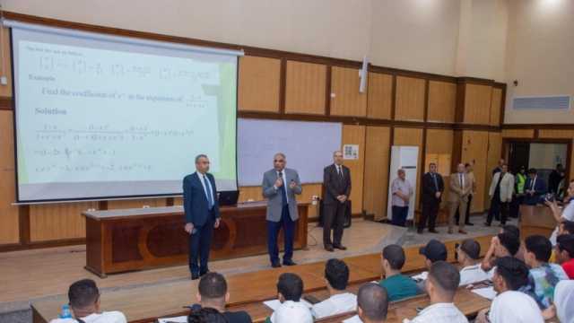 القائم بأعمال رئيس جامعة طنطا يتفقد كليتي الهندسة والتربية الرياضية