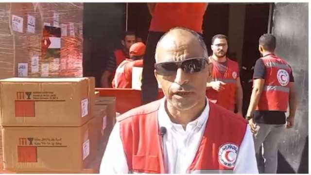الهلال الأحمر المصري يستقبل أول شحنة مساعدات إنسانية موجهة لفلسطين