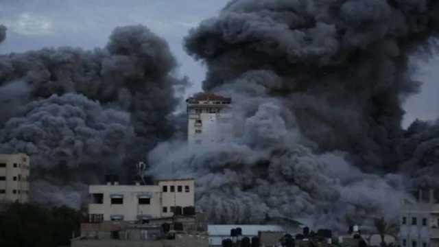 طيران الاحتلال الإسرائيلي يشن غارة جوية على بلدة الخيام جنوب لبنان