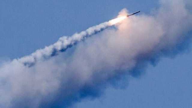 إطلاق عشرات الصواريخ من قطاع غزة تجاه مستوطنات إسرائيلية