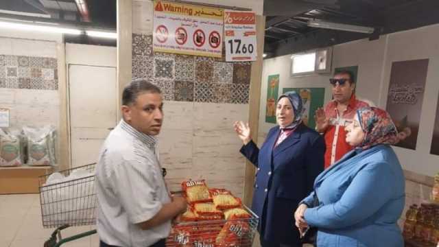 حملة مكبرة بالإسكندرية لمراجعة الأسعار والتأكد من صلاحية المنتجات الغذائية