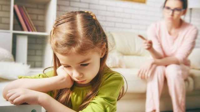 ابتعدي عن العنف والقسوة.. 6 نصائح للتعامل مع سلوكيات طفلك الخاطئة