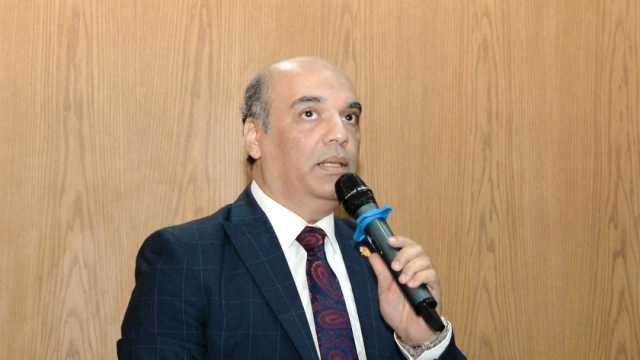 «عميد طب المنصورة»: تحديث برامج الجامعة الأكاديمية وفقا للمعايير العالمية