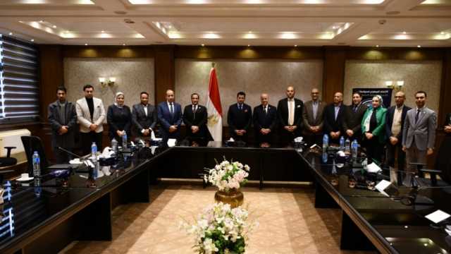 «الشباب والرياضة» توقع بروتوكول تعاون مع الاتحاد المصري للتنمية