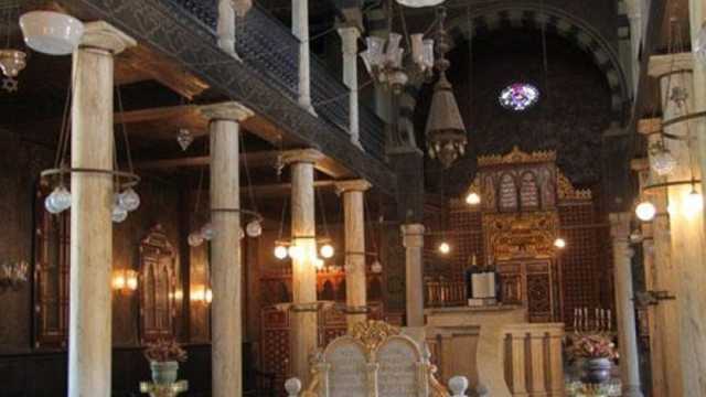 كبير الأثريين يكشف عن تفاصيل معبد «بن عزرا» اليهودي بعد افتتاحه