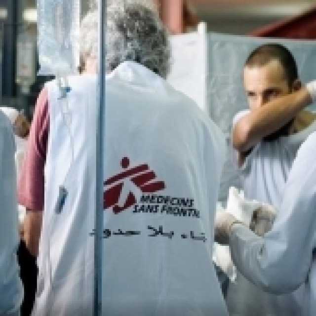 «أطباء بلا حدود» تطالب بوقف هجوم الاحتلال الإسرائيلي على مجمع ناصر الطبي