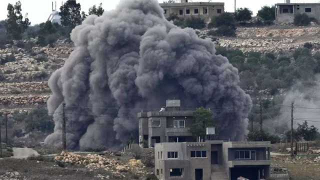 جيش الاحتلال الإسرائيلي يشن غارة جوية على محيط بلدة حانويه جنوبي لبنان