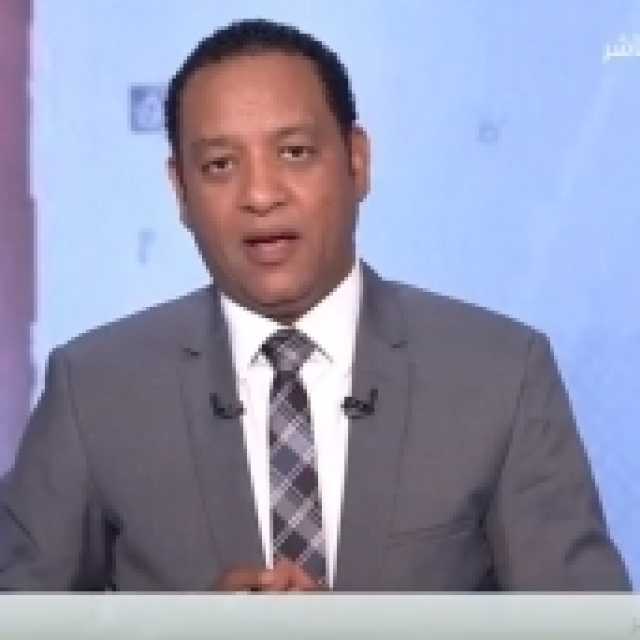 الإعلامي حساني بشير: «أمي بتجمع ستات البلد عشان يشوفوني»