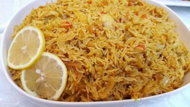 طريقة عمل رز السمك زي المطاعم.. اعرف سر الخلطة