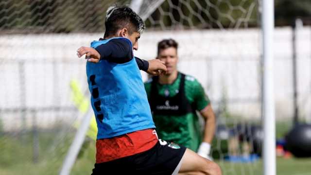 فريق فلسطين التشيلي يلتقي يونيفرسيداد بالدوري.. صراع الأول والثاني