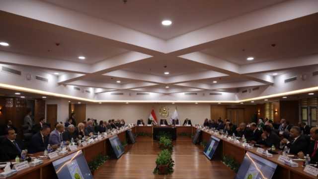 رئيس جامعة المنيا يشهد اجتماع المجلس الأعلى للجامعات في بورسعيد