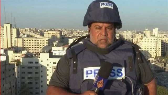 سر صمود وائل الدحدوح وسط النيران في غزة.. ماذا تقول لغة جسده؟