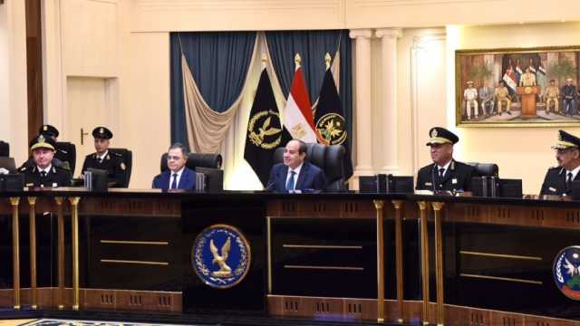 الرئيس السيسي يشهد اختبارات كشف الهيئة لطلبة كلية الشرطة