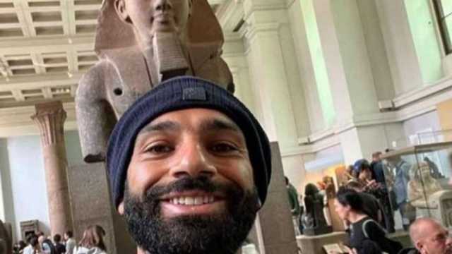 بعد سيلفي محمد صلاح.. ما قصة التمثال الفرعوني بالمتحف البريطاني؟