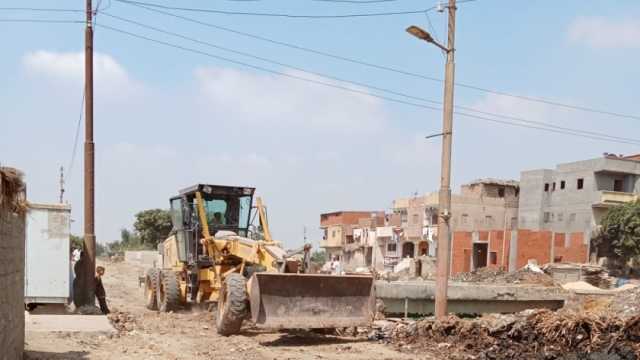 كفر الشيخ تطلق خطة لتمهيد الطرق بالقرى قبل بدء العام الدراسي الجديد