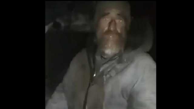 «عمره 70 عاما».. انقاذ صياد تاه في القطب الشمالي لمدة 6 شهور