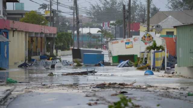 إعصار بيريل يحطم أرقاما قياسية وسرعته تتجاوز 253 كيلو.. «يتصرف مثل الوحش»