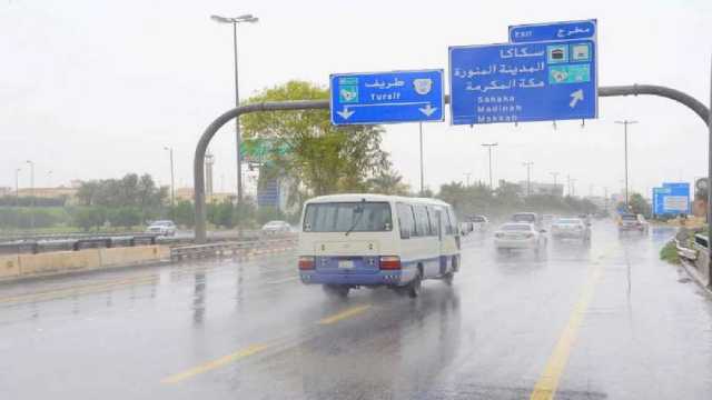 الأرصاد السعودية ترفع حالة التأهب القصوى في 6 مناطق.. سيول وأمطار