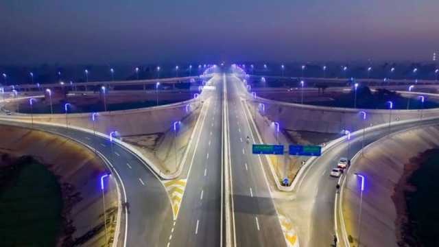 جسور الخير .. 3 محاور تنمية تربط شطري النيل بالطرق السريعة في المنيا