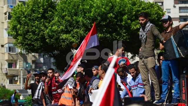 مسيرات حاشدة في ميدان الحصري لدعم غزة.. «مصر وفلسطين إيد واحدة»