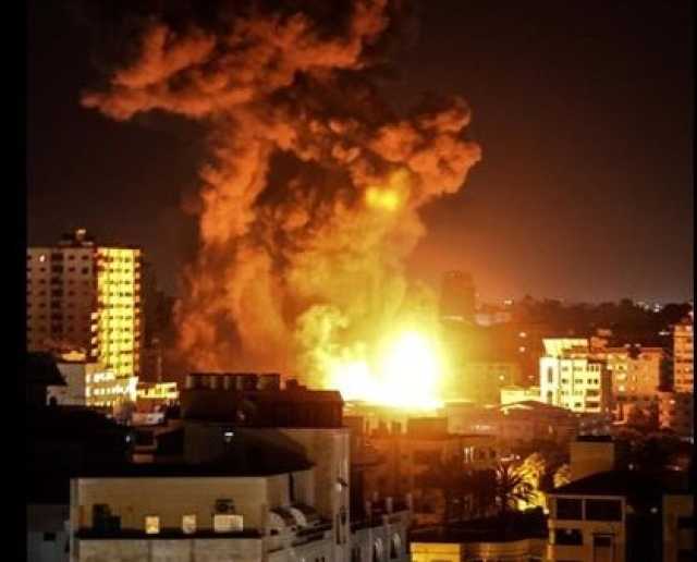قوات الاحتلال الإسرائيلي تقصف مستشفى القدس في غزة بالفسفور الأبيض