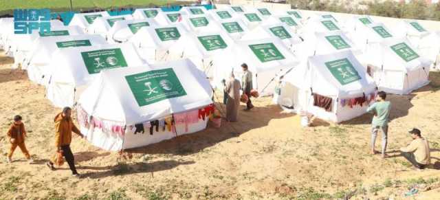 “إغاثي الملك سلمان” يوزع مساعدات إنسانية على أهالي قطاع غزة