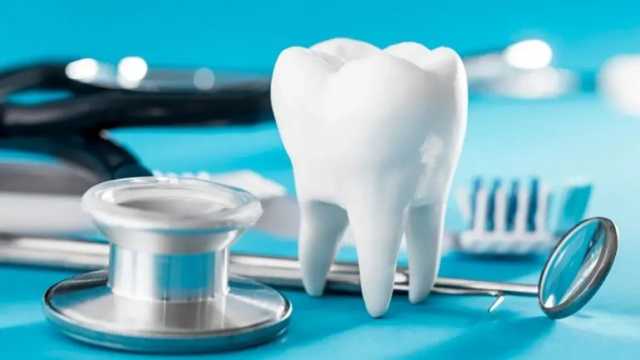 “الموارد البشرية” و”الصحة”: بدء تنفيذ قرار توطين مهن طب الأسنان بنسبة 35 %