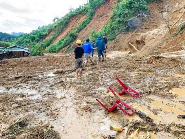 انزلاقات بالتربة تدفن 23 شخصًا على الأقل تحت أطنان من الوحل في بابوا غينيا الجديدة