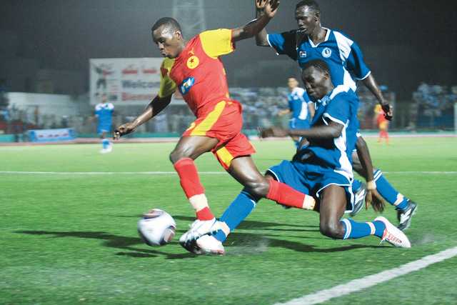 اتحاد الكرة السوداني يبحث مع الفيفا إمكانية قيام الدوري الممتاز خارج البلاد